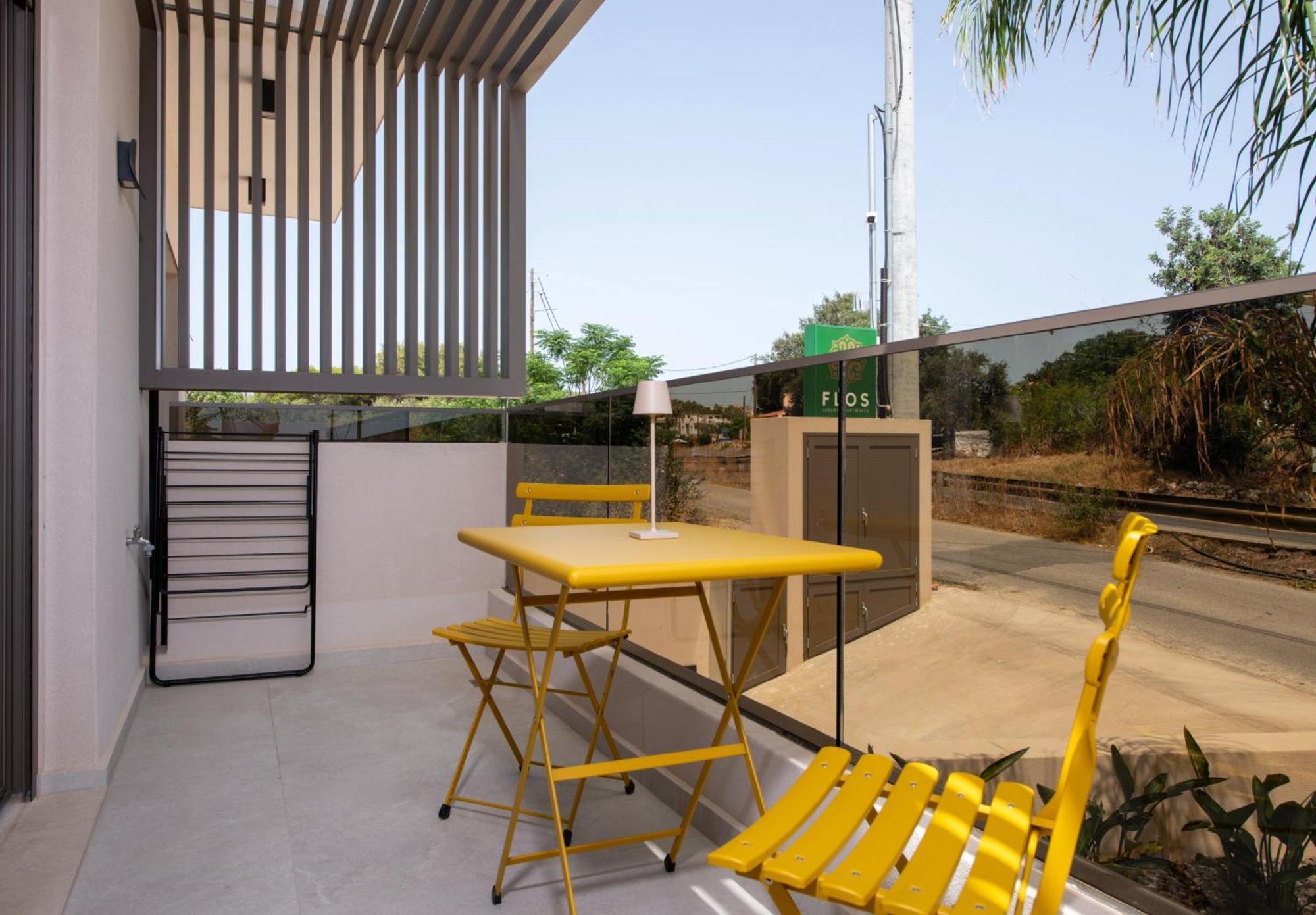 Flos Apartments Korakiaí 外观 照片